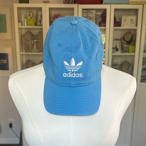 Adidas Women’s Saturday Relaxed Adjustable Cap, blue/white EUC